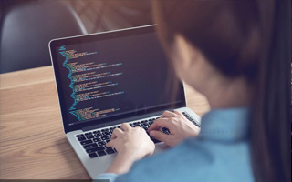 阿克苏 api php源码,下载的php源码怎么运行呢？